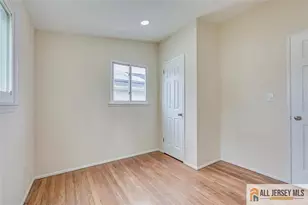 42 Hyde Ave, Iselin, NJ 08830 - Photo 13