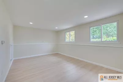 42 Hyde Avenue, Iselin, NJ 08830 - Photo 19