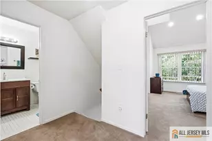 18 Colleen Ct, South Brunswick Township, NJ 08824 - Photo 17