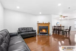 18 Colleen Ct, South Brunswick Township, NJ 08824 - Photo 5