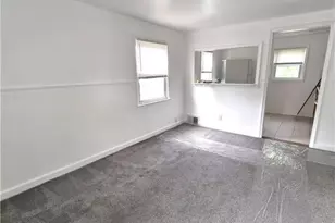 7 Coolidge Ave, Edison, NJ 08837 - Photo 3