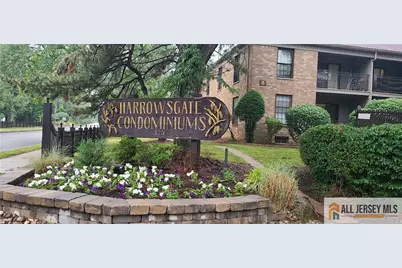 323 Gill Lane #12R, Iselin, NJ 08830 - Photo 1