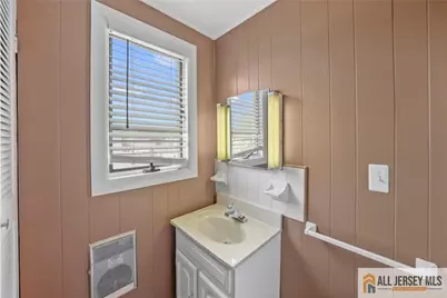 16 Tappan Avenue, Trenton, NJ 08690 - Photo 15