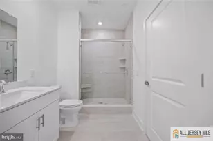29305 Radford Ct, Monroe Township, NJ 08831 - Photo 25