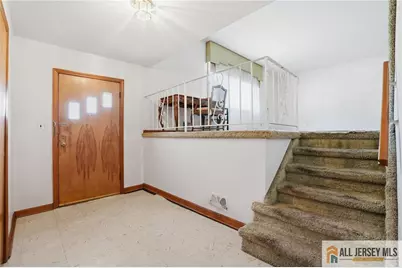 11 Reo Court, Colonia, NJ 07067 - Photo 5
