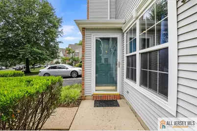 10 Pennsbury Way, East Brunswick Township, NJ 08816 - Photo 7
