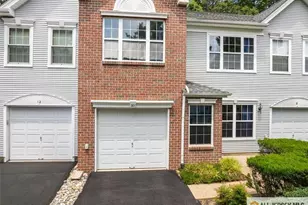 10 Pennsbury Way, East Brunswick Township, NJ 08816 - Photo 5