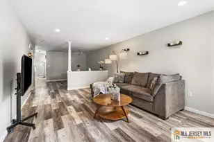 10 Pennsbury Way, East Brunswick Township, NJ 08816 - Photo 9