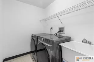 10 Pennsbury Way, East Brunswick Township, NJ 08816 - Photo 33