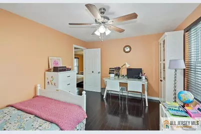 26 Hamilton Avenue, Edison, NJ 08820 - Photo 9
