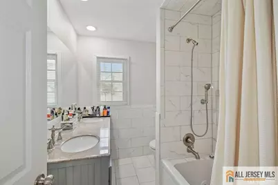 26 Hamilton Avenue, Edison, NJ 08820 - Photo 13