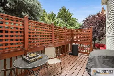 32 E Summit Avenue, Sewaren, NJ 07077 - Photo 29