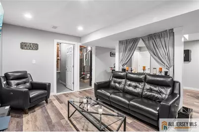 32 E Summit Avenue, Sewaren, NJ 07077 - Photo 25