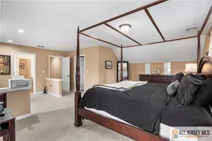 32 E Summit Ave, Sewaren, NJ 07077 - Photo 21