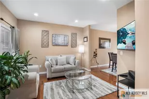 32 E Summit Ave, Sewaren, NJ 07077 - Photo 3