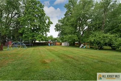 2025 Oak Tree Road, Edison, NJ 08820 - Photo 27
