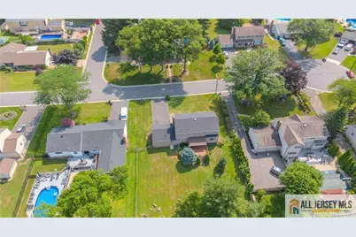 3308 Evergreen Lane, South Plainfield, NJ 07080 - Photo 49