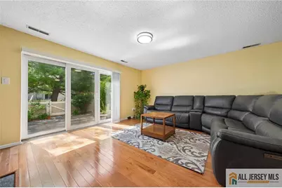 90 Tennyson Drive, Plainsboro Township, NJ 08536 - Photo 7