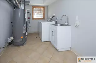 278 Rector St, Perth Amboy, NJ 08861 - Photo 35
