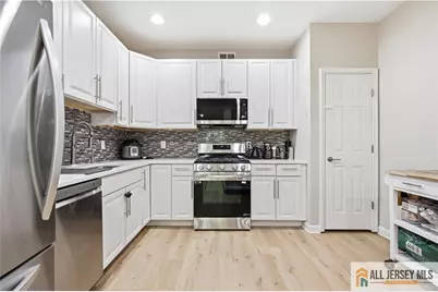 26 Forest Drive #26, Piscataway Township, NJ 08854 - Photo 5