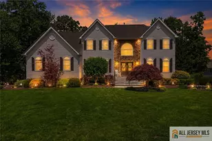 16 Kings Ct, Monroe Township, NJ 08831 - Photo 3