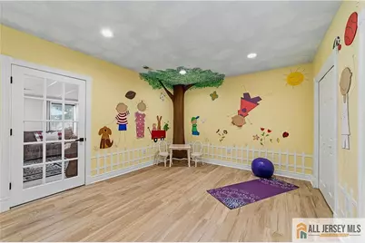 16 Kings Court, Monroe Township, NJ 08831 - Photo 37