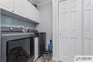 16 Kings Ct, Monroe Township, NJ 08831 - Photo 19