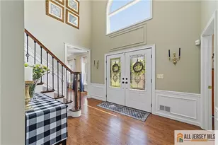 16 Kings Ct, Monroe Township, NJ 08831 - Photo 5