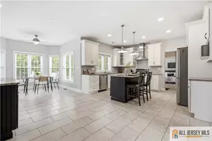 284 Shelburne Pl, Hillsborough Township, NJ 08844 - Photo 11