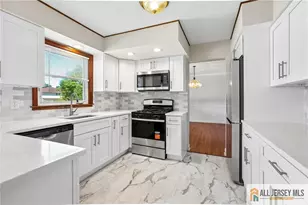 56 Whitehall Rd, Trenton, NJ 08690 - Photo 13
