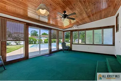 56 Whitehall Road, Trenton, NJ 08690 - Photo 23