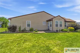 11 John Hancock Dr, Monroe Township, NJ 08831 - Photo 25