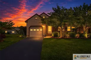 11 John Hancock Dr, Monroe Township, NJ 08831 - Photo 3