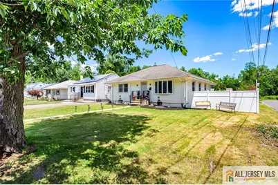800 N Washington Avenue, Dunellen, NJ 08812 - Photo 3