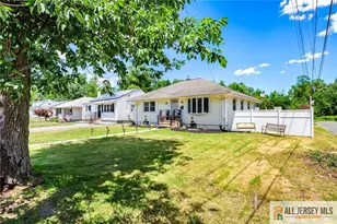 800 N Washington Ave, Dunellen, NJ 08812 - Photo 3