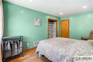 88 Tall Oaks Dr, East Brunswick Township, NJ 08816 - Photo 17