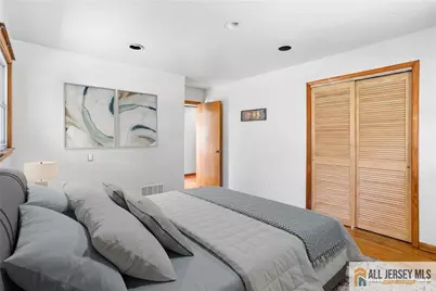 88 Tall Oaks Drive, East Brunswick Township, NJ 08816 - Photo 19