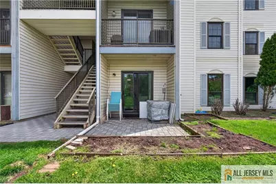 343 Lancaster Court #2343, Piscataway Township, NJ 08854 - Photo 3