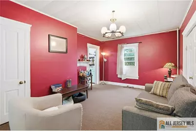 131 Jones Avenue, New Brunswick, NJ 08901 - Photo 5