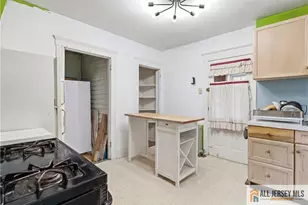 131 Jones Ave, New Brunswick, NJ 08901 - Photo 9