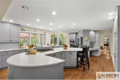 6 Limoli Court, Edison, NJ 08820 - Photo 19