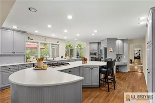 6 Limoli Ct, Edison, NJ 08820 - Photo 19