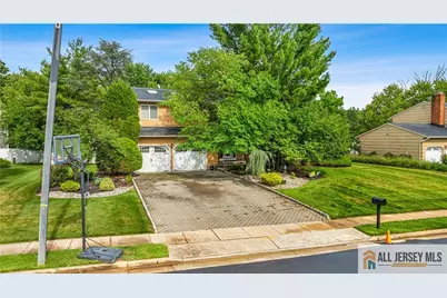 6 Limoli Court, Edison, NJ 08820 - Photo 5