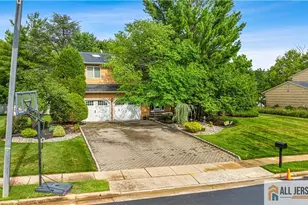 6 Limoli Ct, Edison, NJ 08820 - Photo 5