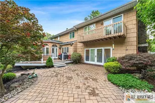 6 Limoli Ct, Edison, NJ 08820 - Photo 9