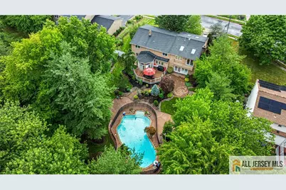 6 Limoli Court, Edison, NJ 08820 - Photo 1