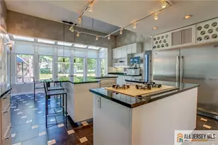 46 Calvert Ave, Edison, NJ 08820 - Photo 9