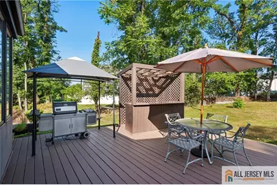 46 Calvert Avenue, Edison, NJ 08820 - Photo 27