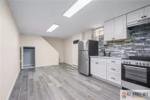 903 Cricket Ln, Woodbridge Township, NJ 07095 - Photo 19