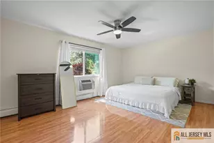 903 Cricket Ln, Woodbridge Township, NJ 07095 - Photo 13